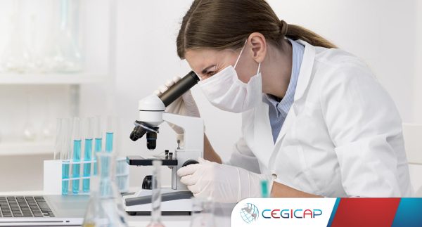 laboratorio-clinico-en-microbiologia